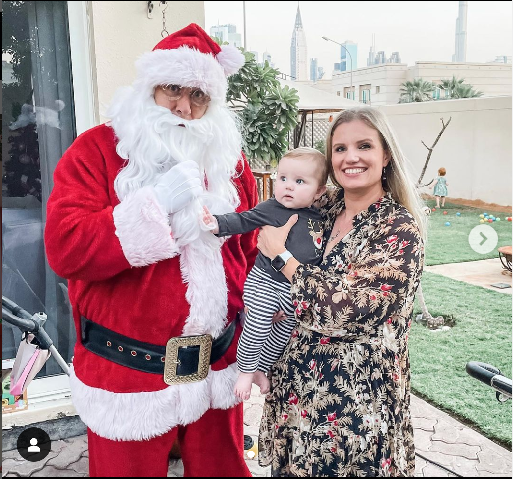 Meet Greet Santa Claus In Dubai Book Santa Claus Dubai